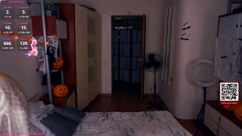 Tate online show from 10/06/25, 04:10