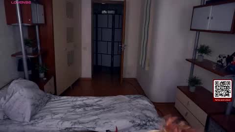 Snapshot of quennabrucker chatting on 11/27/25, 06:37 Tate online show from 11/27/25, 06:37