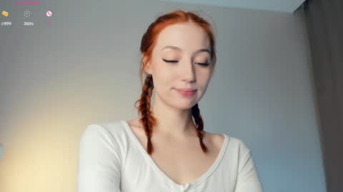 Snapshot of quennaedger chatting on 12/12/24, 04:37 Fiona online show from 12/12/24, 04:37