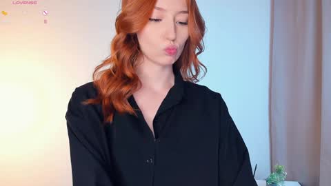 Snapshot of quennaedger chatting on 01/03/25, 03:38 Fiona online show from 01/03/25, 03:38