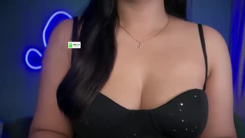 Snapshot of quest_queen chatting on 05/15/26, 04:52 zaara online show from 05/15/26, 04:52