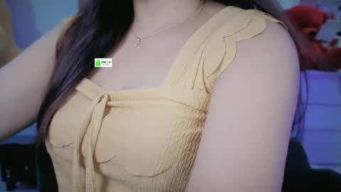 Snapshot of quest_queen chatting on 07/28/26, 12:48 zaara online show from 07/28/26, 12:48