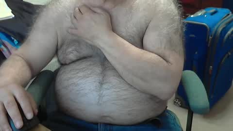 Snapshot of quietnshy2 chatting on 01/12/25, 03:46 quietnshy2 online show from 01/12/25, 03:46