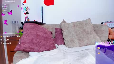 Snapshot of quimeralady chatting on 02/16/25, 02:10 Quimera online show from 02/16/25, 02:10