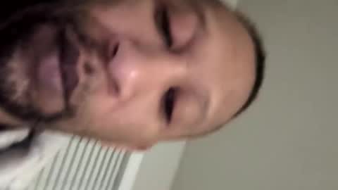 quindre online show from 10/18/25, 08:04