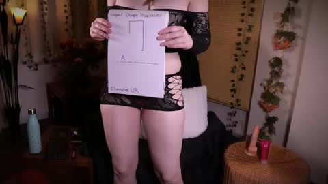 QuinnMonroe online show from 12/04/24, 07:23