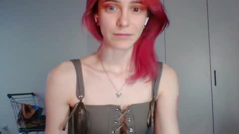 Lana Pollio online show from 06/17/26, 03:13