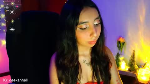 Snapshot of r0ttenangel chatting on 12/03/25, 05:48 Angel online show from 12/03/25, 05:48