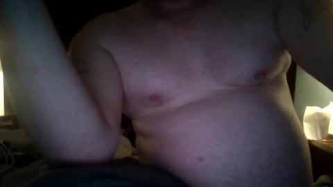 Snapshot of r1raven03 chatting on 04/09/26, 07:14 RavenR103 online show from 04/09/26, 07:14