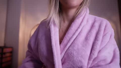 RACHEL BLAKE online show from 02/18/25, 06:48