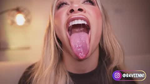 RACHEL BLAKE online show from 10/26/25, 10:36