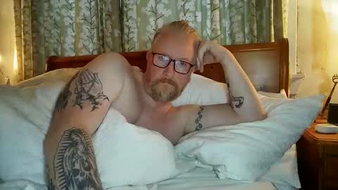 Snapshot of r_o_h_a_n chatting on 12/04/25, 09:40 r_o_h_a_n online show from 12/04/25, 09:40