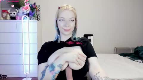 - online show from 07/07/26, 04:11