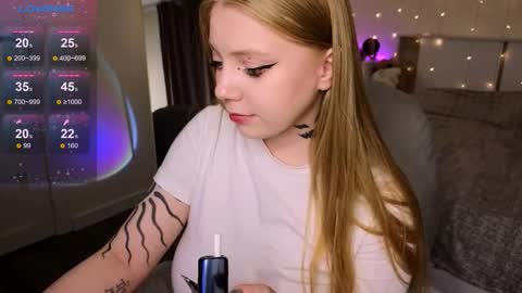 Rebecca  Becc online show from 09/09/25, 04:06