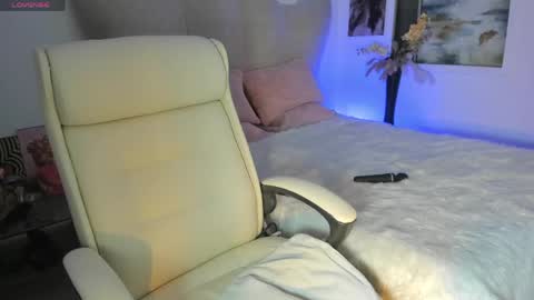 natalia  -  online show from 06/07/26, 01:21