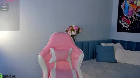 Snapshot of rachel_fernardi chatting on 04/11/26, 11:42 rachel_fernardi online show from 04/11/26, 11:42
