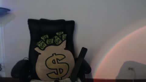 Snapshot of rachel_lamar chatting on 10/22/25, 12:55 online show from 10/22/25, 12:55