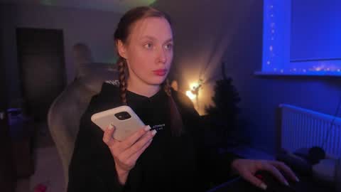 Diana online show from 12/17/24, 11:27