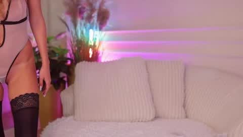 Snapshot of rachel_quinn_ chatting on 06/10/26, 03:50 rachel_quinn_ online show from 06/10/26, 03:50