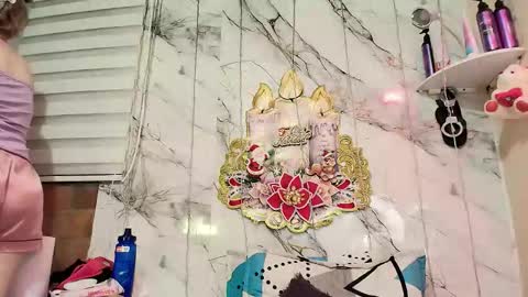 Snapshot of rachel_robertss chatting on 12/02/25, 08:19 Rachel online show from 12/02/25, 08:19