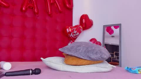 Snapshot of rachel_roman chatting on 11/20/25, 10:09 DALIANA online show from 11/20/25, 10:09