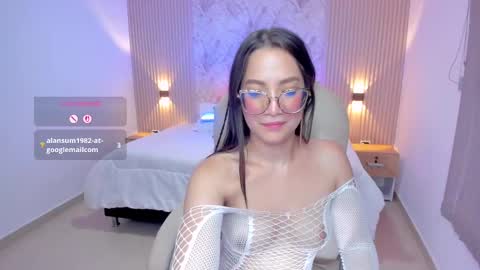 Snapshot of rachel_williamss chatting on 02/12/25, 10:48 rachel online show from 02/12/25, 10:48