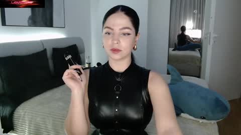 Call me Miss. online show from 09/24/25, 07:39