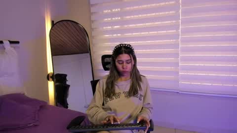 Rachell online show from 10/06/25, 06:05