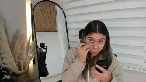 Rachell online show from 10/28/25, 04:16