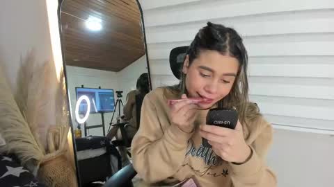 Rachell online show from 10/30/25, 04:36