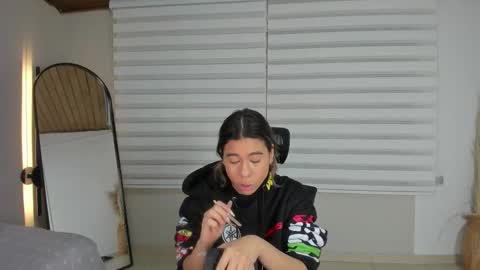 Rachell online show from 11/30/25, 04:16