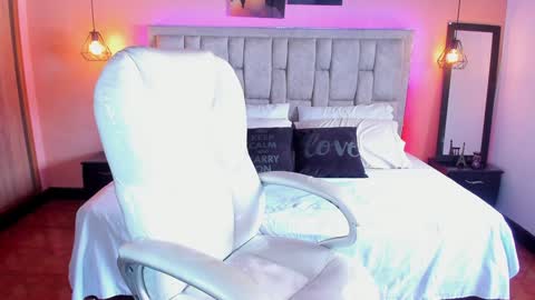 Rachel online show from 12/21/24, 02:37