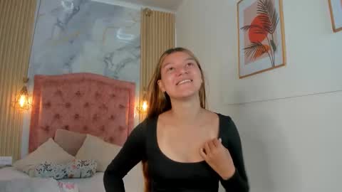 Snapshot of rachellesc chatting on 03/10/26, 11:37 rachellesc online show from 03/10/26, 11:37
