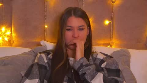 RachellSimpson online show from 12/05/24, 01:25