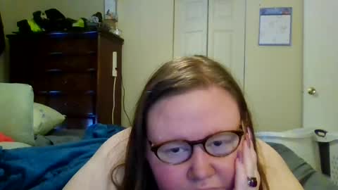 Snapshot of rachelredbbw chatting on 06/23/26, 06:50 rachelredbbw online show from 06/23/26, 06:50