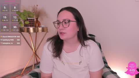 Snapshot of rachlovexo chatting on 11/05/25, 09:04 rach online show from 11/05/25, 09:04