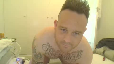 Snapshot of racr2222 chatting on 01/08/25, 01:32 Racer..... Who wants to get Naked sex cock ass pussy online show from 01/08/25, 01:32