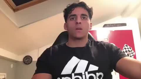 Snapshot of raes69 chatting on 01/21/25, 02:48 raes online show from 01/21/25, 02:48