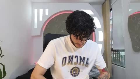 R A F A E L online show from 10/21/25, 09:04