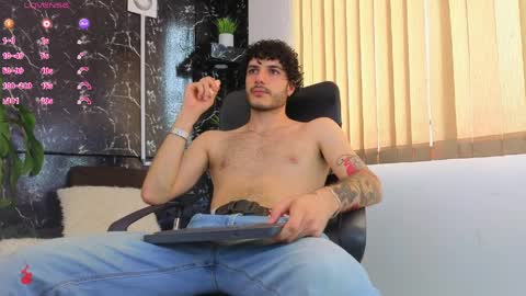 Snapshot of rafael_mendez chatting on 04/08/26, 08:53 R A F A E L online show from 04/08/26, 08:53