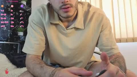 Snapshot of rafael_mendez chatting on 04/18/26, 09:26 R A F A E L online show from 04/18/26, 09:26