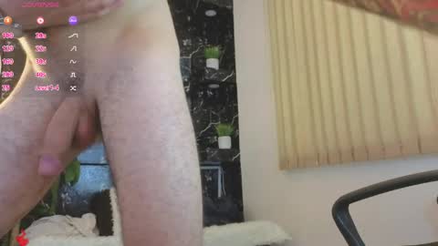 Snapshot of rafael_mendez chatting on 04/26/26, 07:55 R A F A E L online show from 04/26/26, 07:55