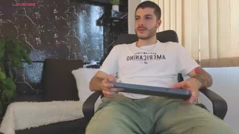 R A F A E L online show from 07/25/26, 08:17