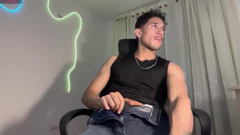 Snapshot of rafael_stone1 chatting on 03/10/26, 12:48 NEW IG online show from 03/10/26, 12:48