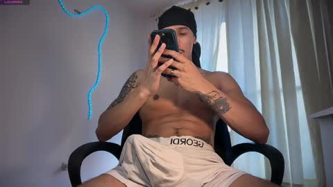 Snapshot of rafael_stone1 chatting on 04/18/26, 08:09 NEW IG online show from 04/18/26, 08:09
