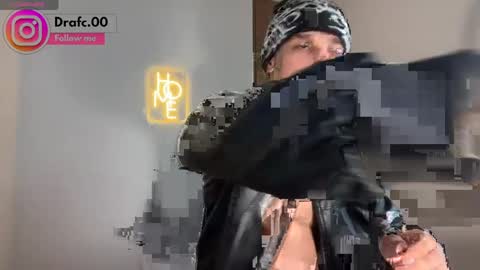 Snapshot of rafael_stone1 chatting on 06/03/26, 04:04 NEW IG online show from 06/03/26, 04:04