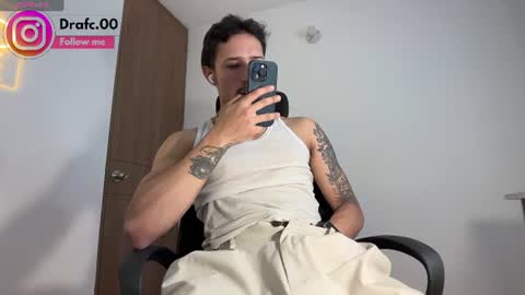 Snapshot of rafael_stone1 chatting on 06/10/26, 02:01 NEW IG online show from 06/10/26, 02:01