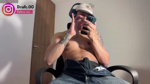 Snapshot of rafael_stone1 chatting on 06/11/26, 02:53 NEW IG online show from 06/11/26, 02:53