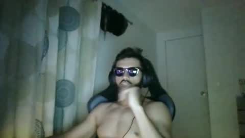 Snapshot of rafaelpiu chatting on 10/04/25, 05:27 can you tell me something online show from 10/04/25, 05:27