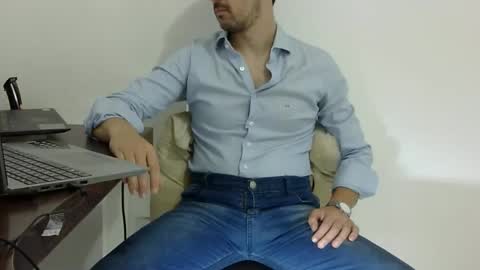 Snapshot of rafaelssk chatting on 02/21/26, 12:06 elenacam online show from 02/21/26, 12:06